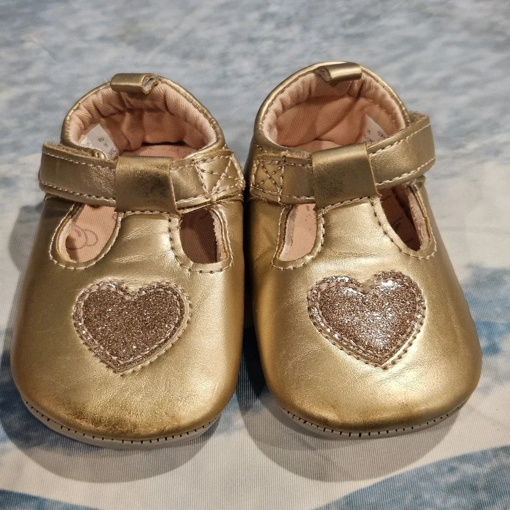 Surprize by Stride Rite Gold Baby‎ Mary Jane Shoes Hearts 6-12 Months